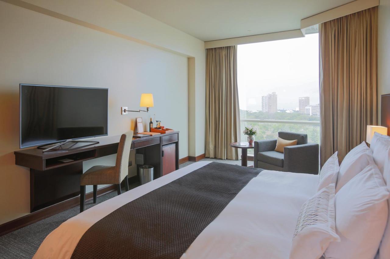 לימה Delfines Hotel & Convention Center מראה חיצוני תמונה